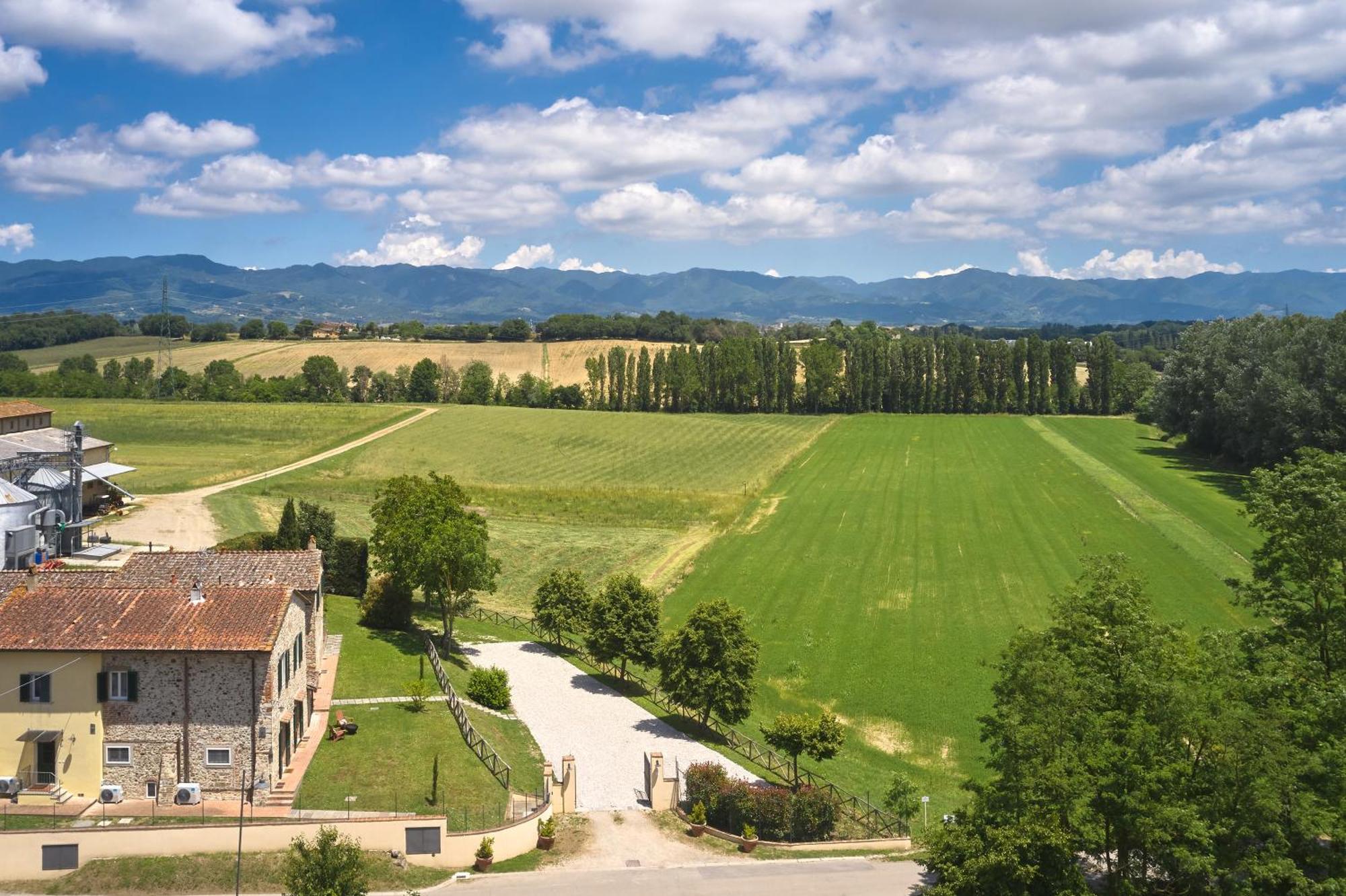 Agriturismo Borgo Scaffaia 圣皮耶罗阿谢韦 外观 照片
